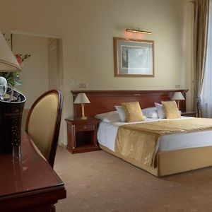 Superior Double Room Balcony Wellness access